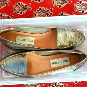 NORDSTROM GOLD PUMPS